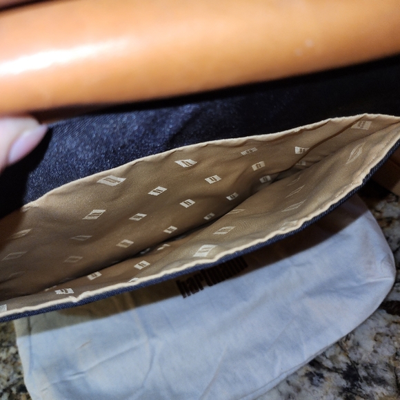 Hartmann Messenger/Computer Bag - Picture 8 of 15